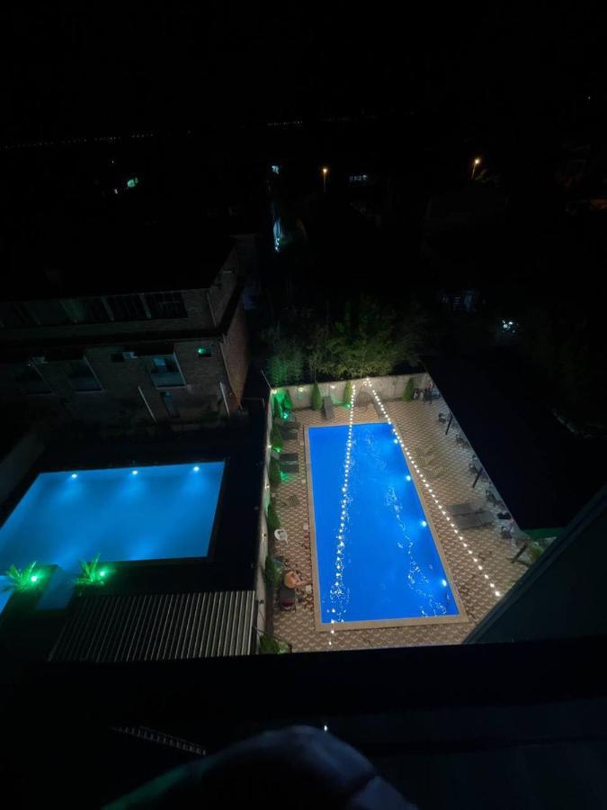 Hotel Estonia Two Koboeleti Buitenkant foto